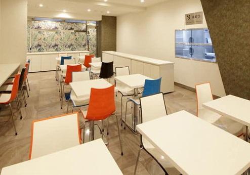 Sarassa Hotel Sinsaibashi Osake, restaurants